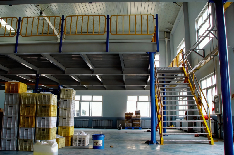 STEEL PLATFORM RACK